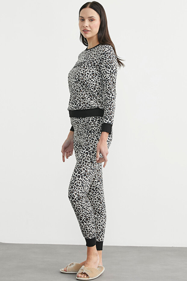 Leopard Patterned Pajama Set - Ecru - 5