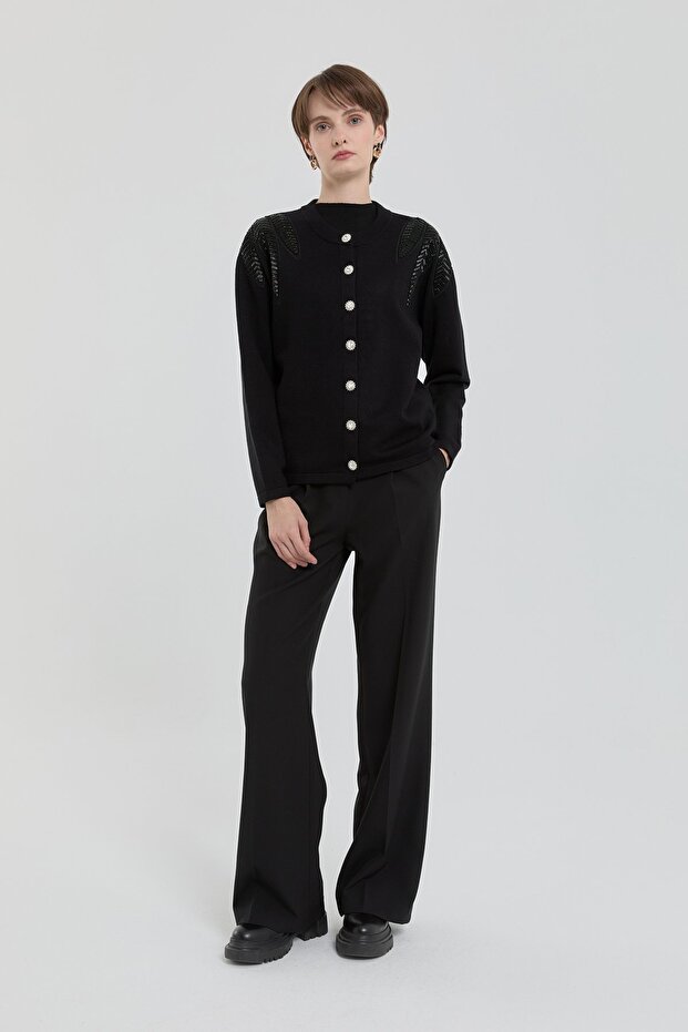 Short knit cardigan with stone shoulders black