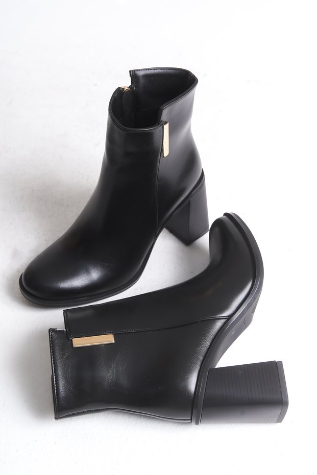 İnci̇ Women's Buckle Heeled Boots A006-K1031