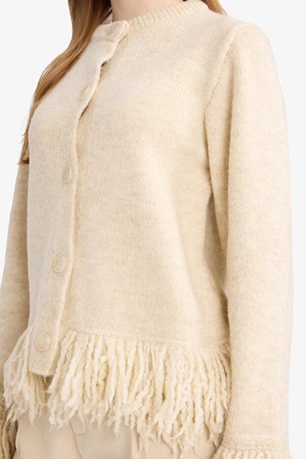 Regular Fit Bisiklet Yaka Püsküllü Düğmeli Triko Hırka G3173AX25WN - 4