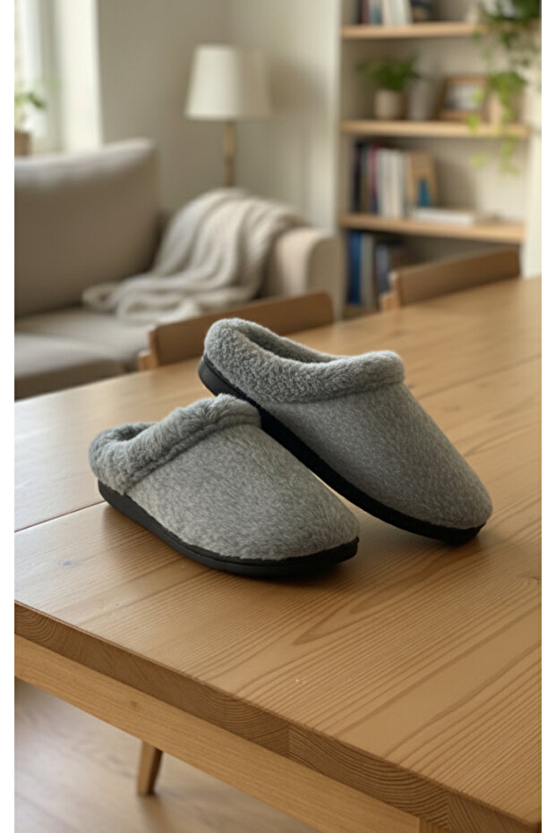 PLUSH WOMEN'S WINTER HOME AND MISFIR SLIPPERS