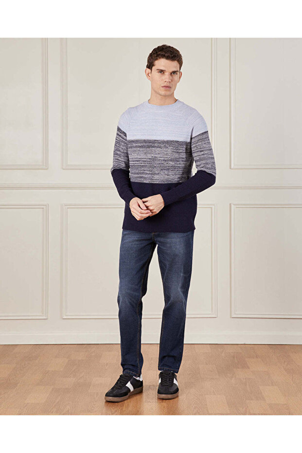 Men Grey Solid Sweater - 2