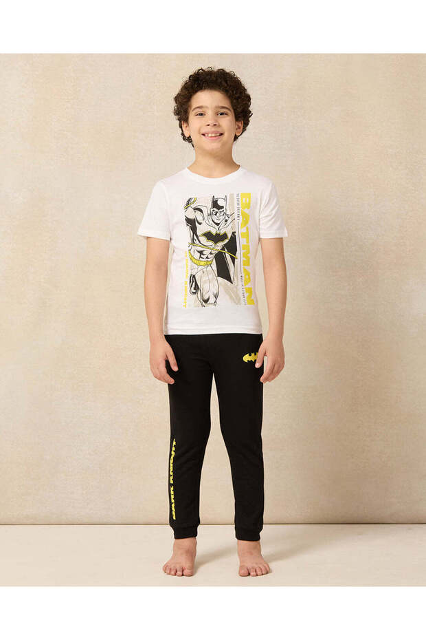 Boys White And Black Batman Pyjama Set (2 Piece)