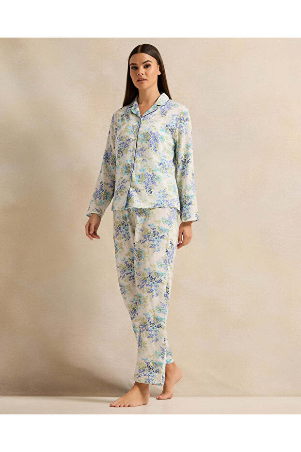 Women Cream Collared Pyjama Set (2 Piece)