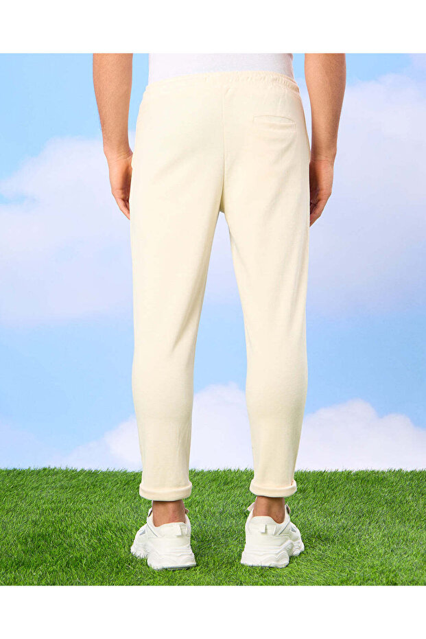 Men Beige Solid Active Track Pants - 3