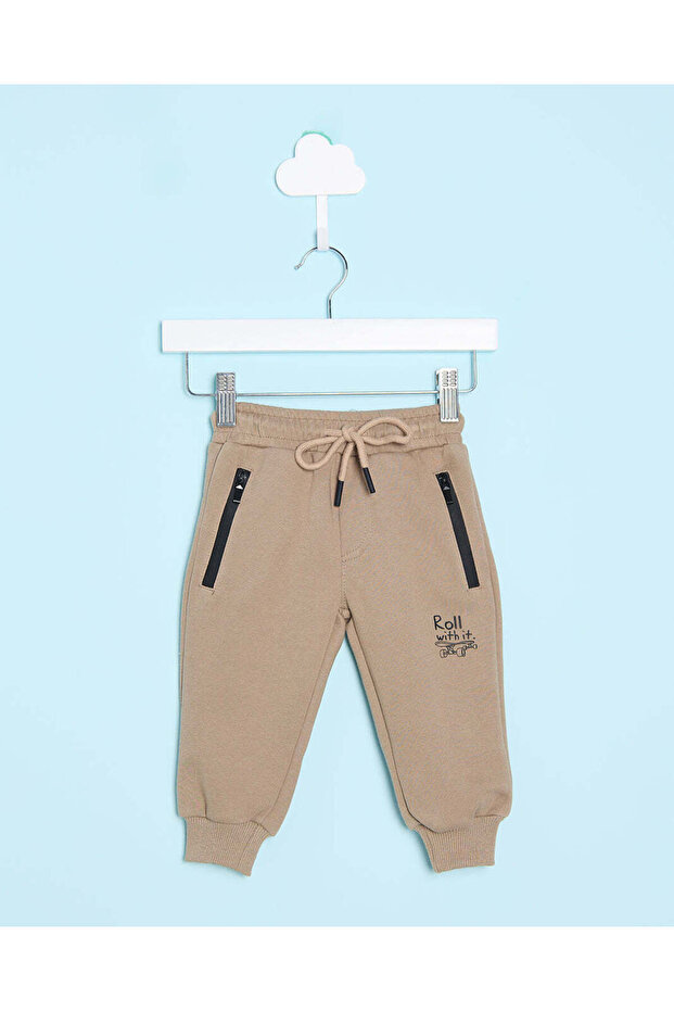 Infant Boys Beige Printed Active Pants