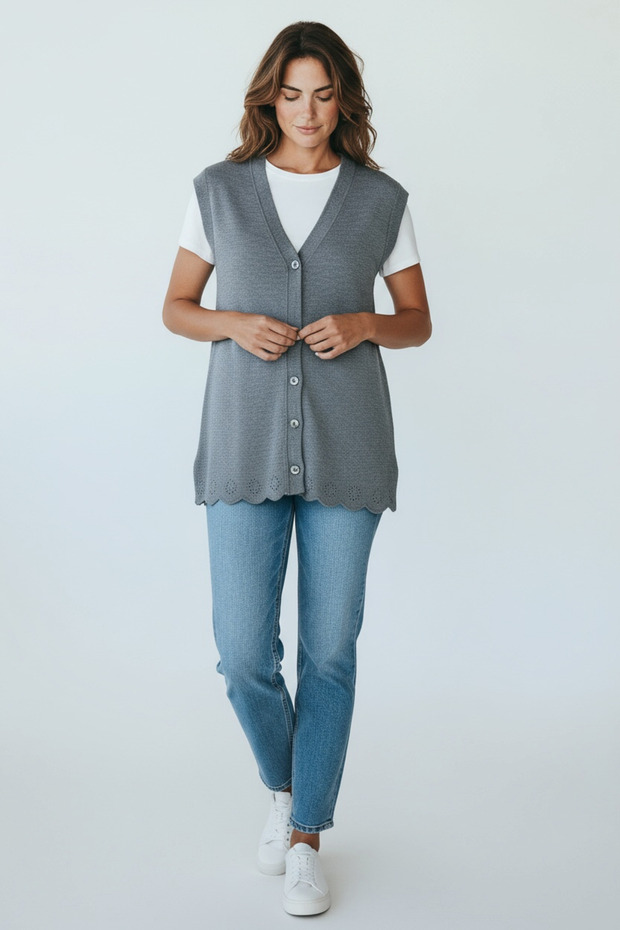 Women's Buttoned Front Thick Winter Short Vest with Pockets