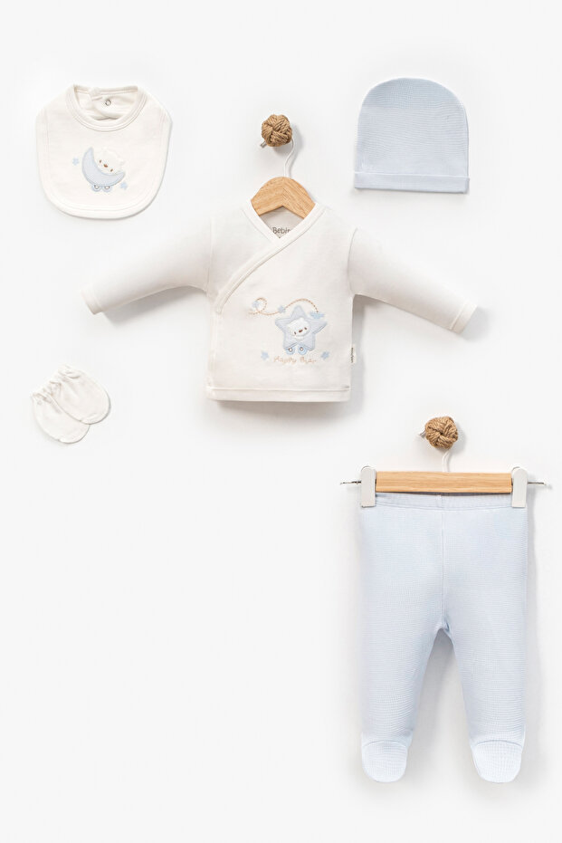 Trendy Cute Bears Patterned Baby 5-Piece Newborn Hospital Release Bodysuit Set