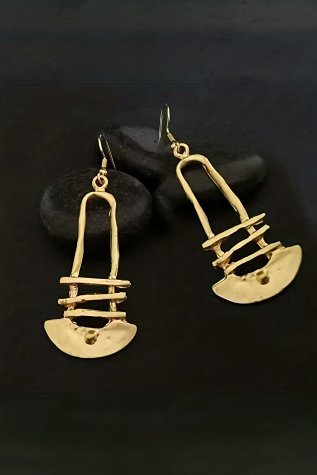 Luna Steel 4 cm Long Retro Women's Earrings