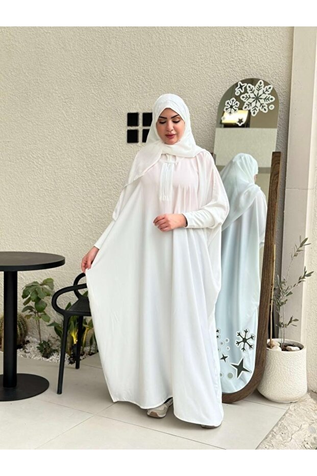عبايه العمره الون ابيض