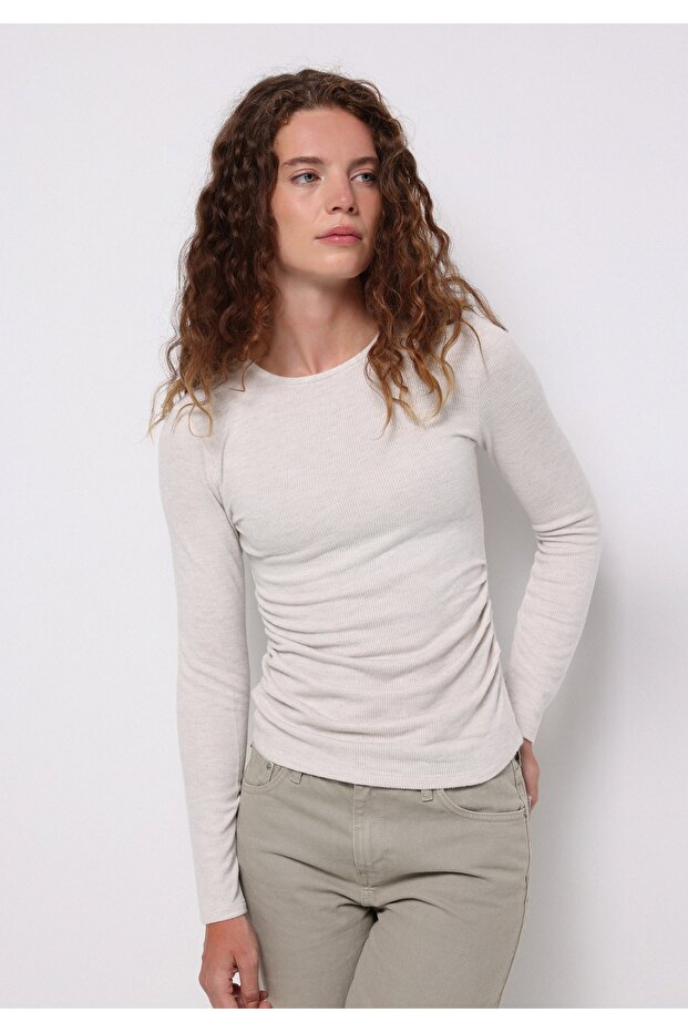 Slim Fit Round Neck Plain Women's Ecru T-Shirt