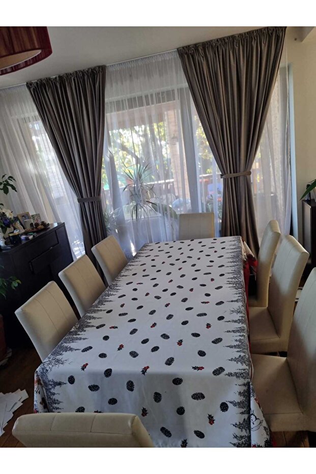 Christmas tablecloth - 2