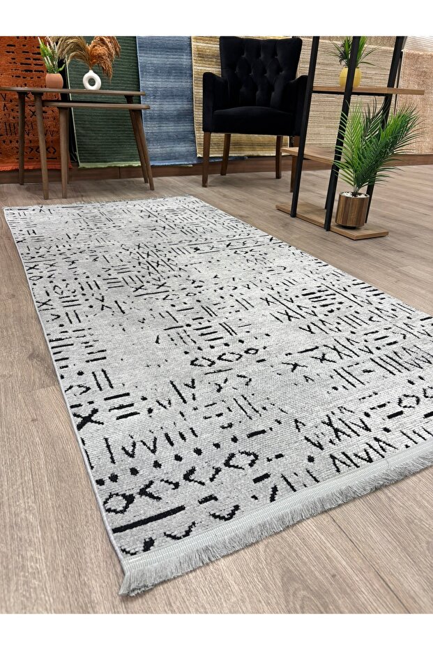 Premium Quality Machine Washable Ethnic Nail Pattern Non-Slip Base Chenille Rug