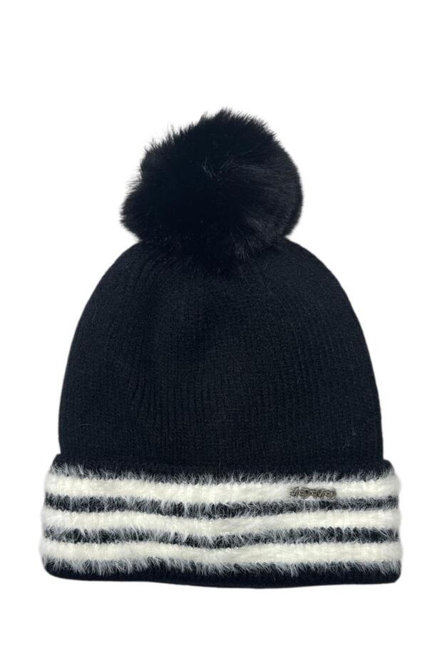 Suyutti Women's Pom-Pom Knitted Beanie