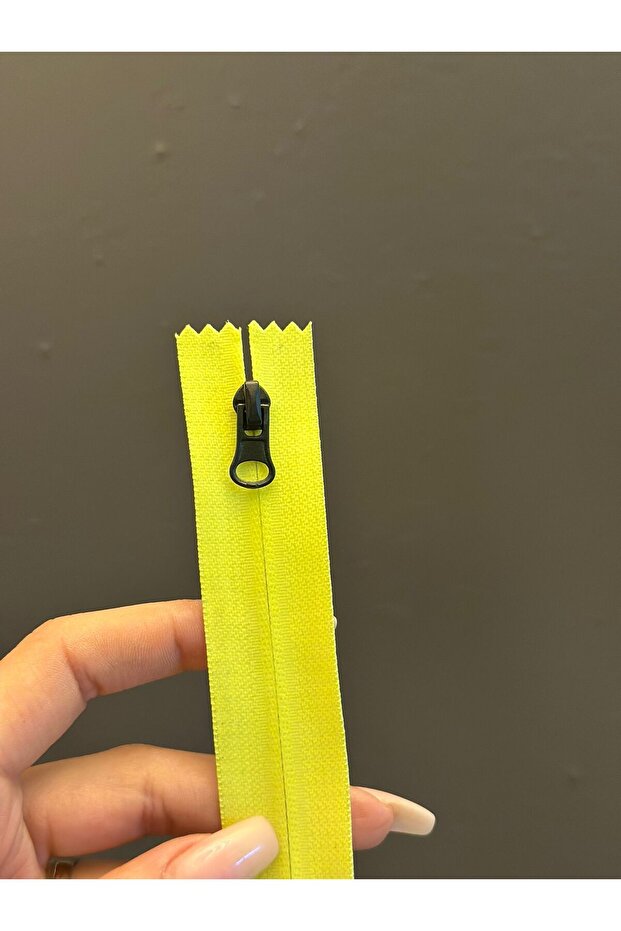 24X3 cm Neon Green Hidden Zipper