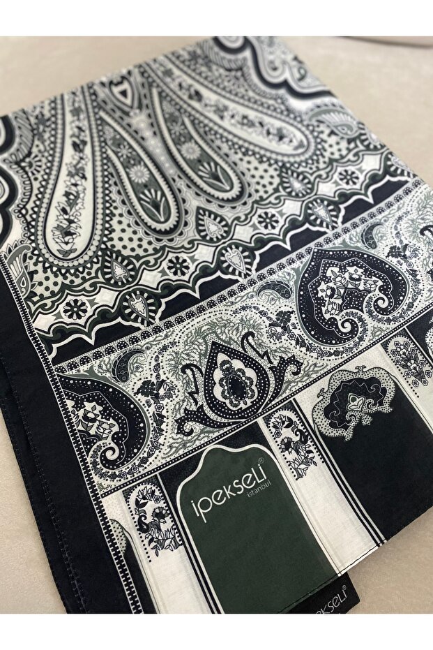 شال منقوش عرقي - 3