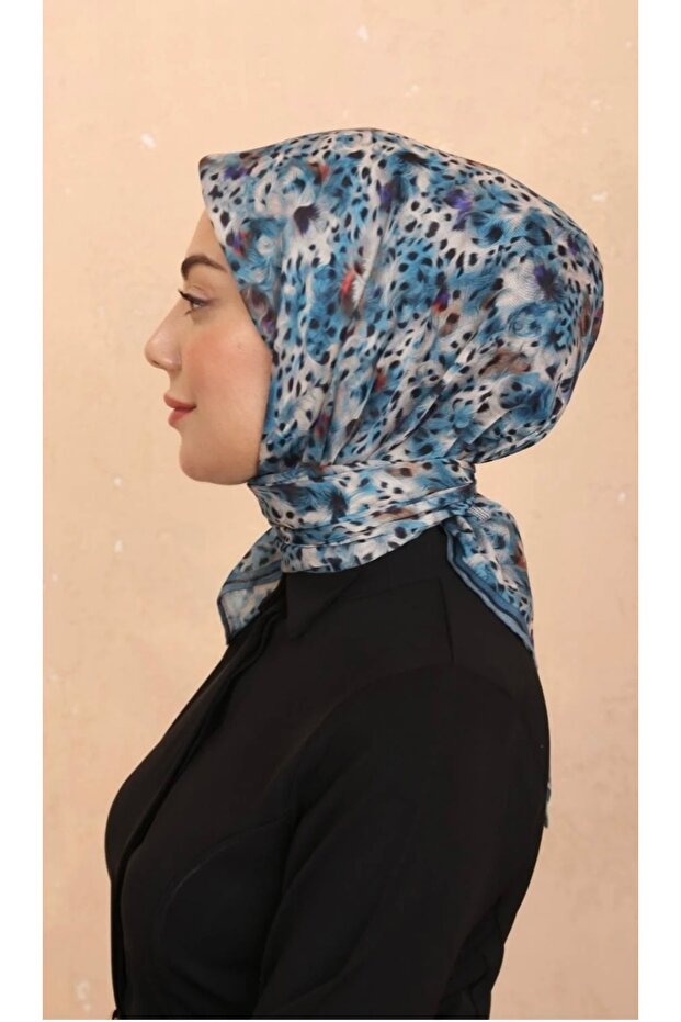 Patterned Square Soft Scarf - 2