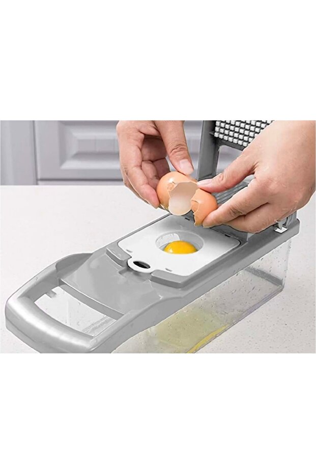 Multifunctional vegetable chopper with container - 7