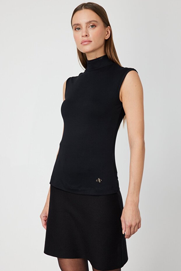 Dik Yaka Kolsuz Basic Bluz - 2