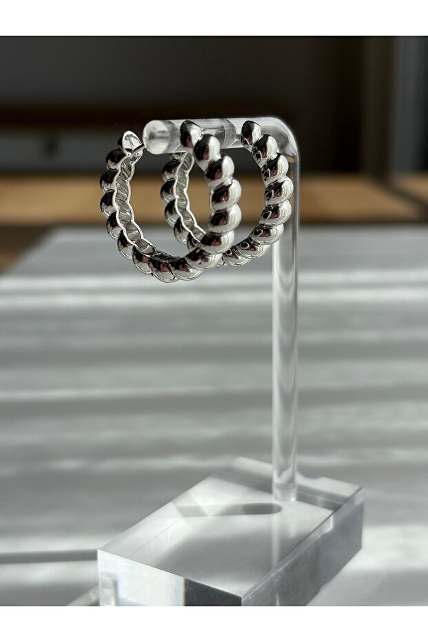 Medium Size Twist Hoop Earrings