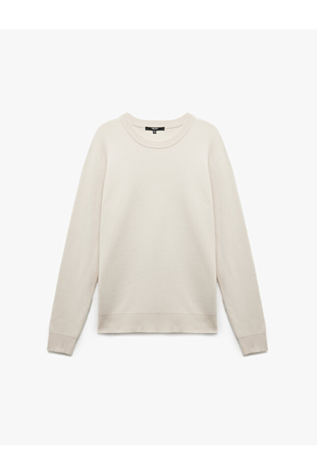 Langärmliger Basic-Strickpullover mit Rundhalsausschnitt - 3