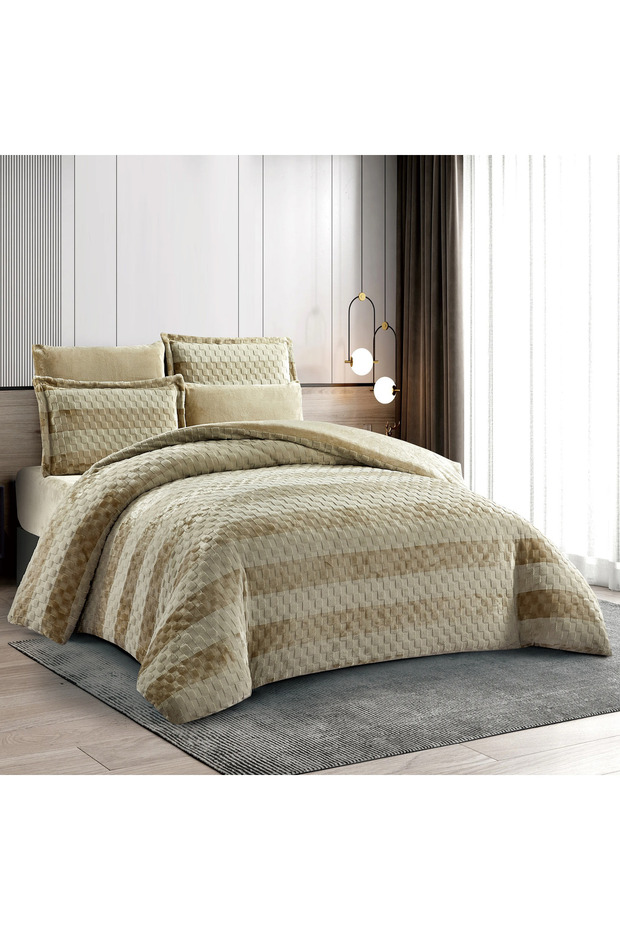 Woven Plush Velvet Comforter Set