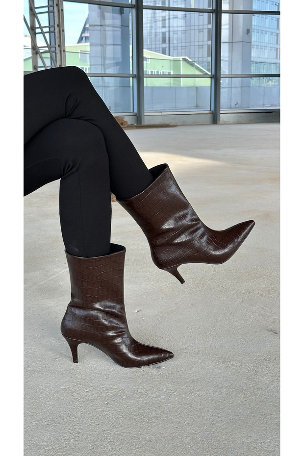 أحذية لينا ذات المقدمة المدببة - 2