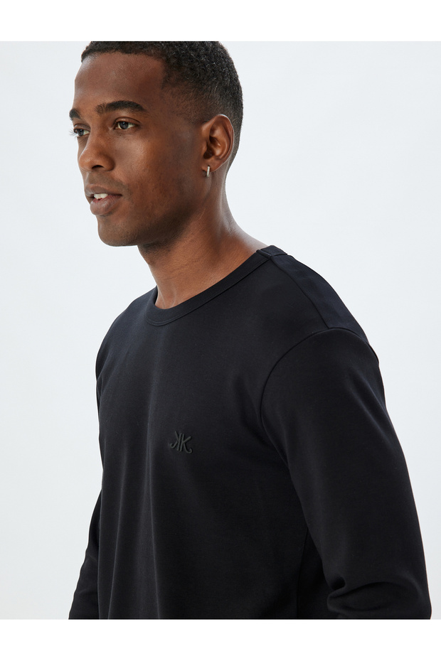 Long Sleeve T-Shirt Letter Embroidered Crew Neck Cotton