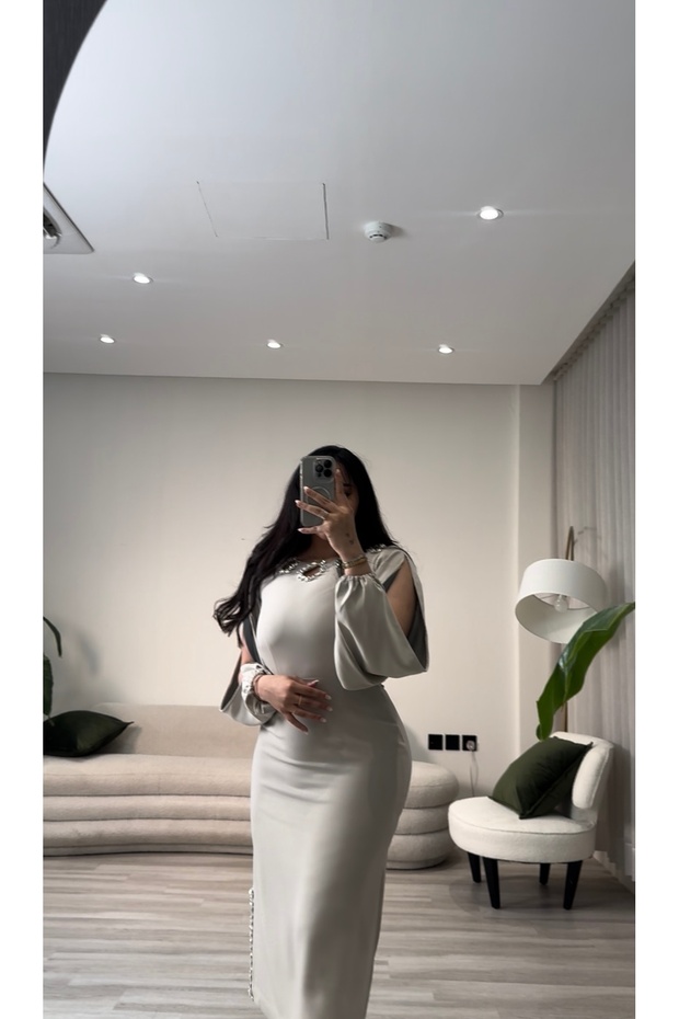 فستان اوف وايت - 1