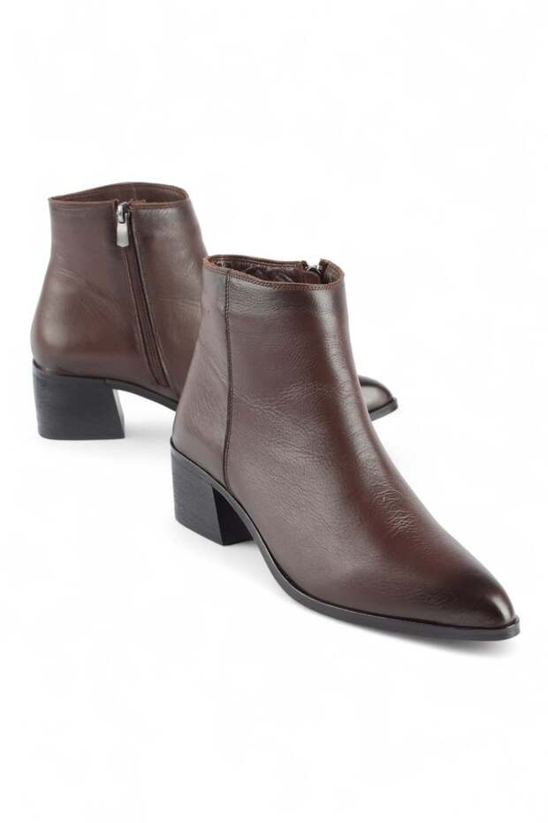 Zaha Genuine Leather Zippered Thick Heeled Women's Boots