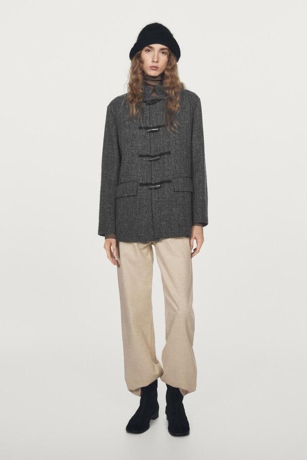 Half-button coat with horn buttons - 1