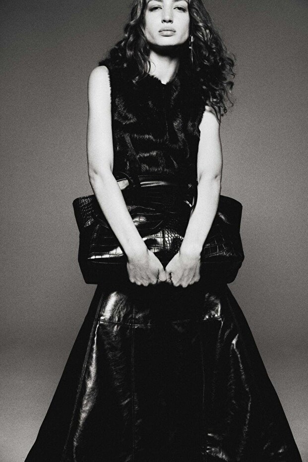 Coated circular skirt