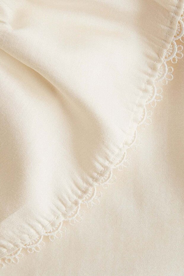 بلوزة برباط أمامي - 5