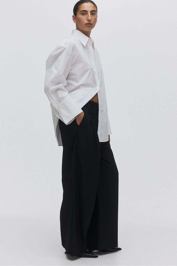 Wide tailored trousers