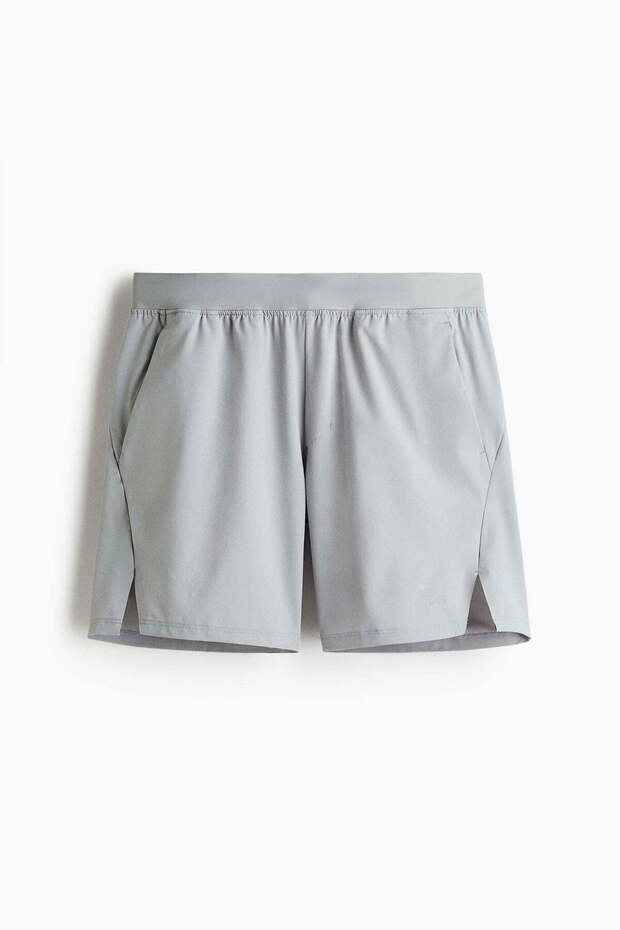 Mid-length running shorts with DryMove™