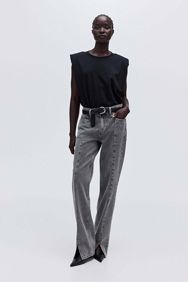 Slit-hem jeans