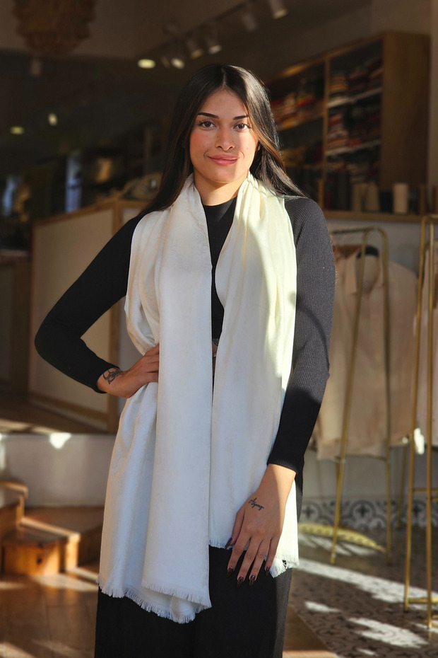 Ham Renk Ağaç İpeği Baş Örtüsü Şal - 2