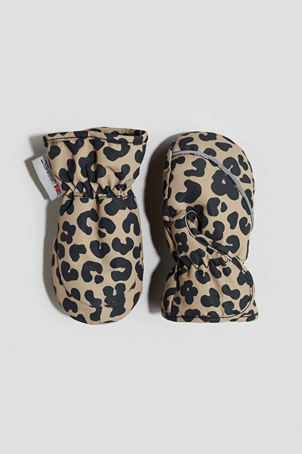 Water-repellent mittens