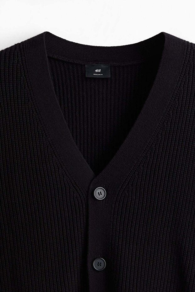 Regular Fit Rib-knit cardigan
