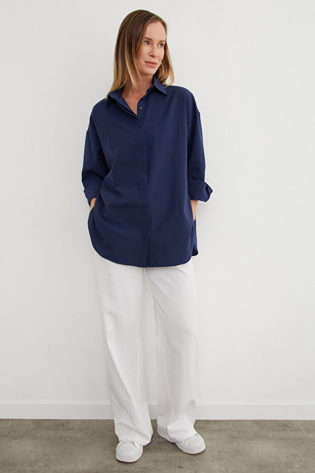 Basic Yırtmaçlı Oversize Gömlek - 4