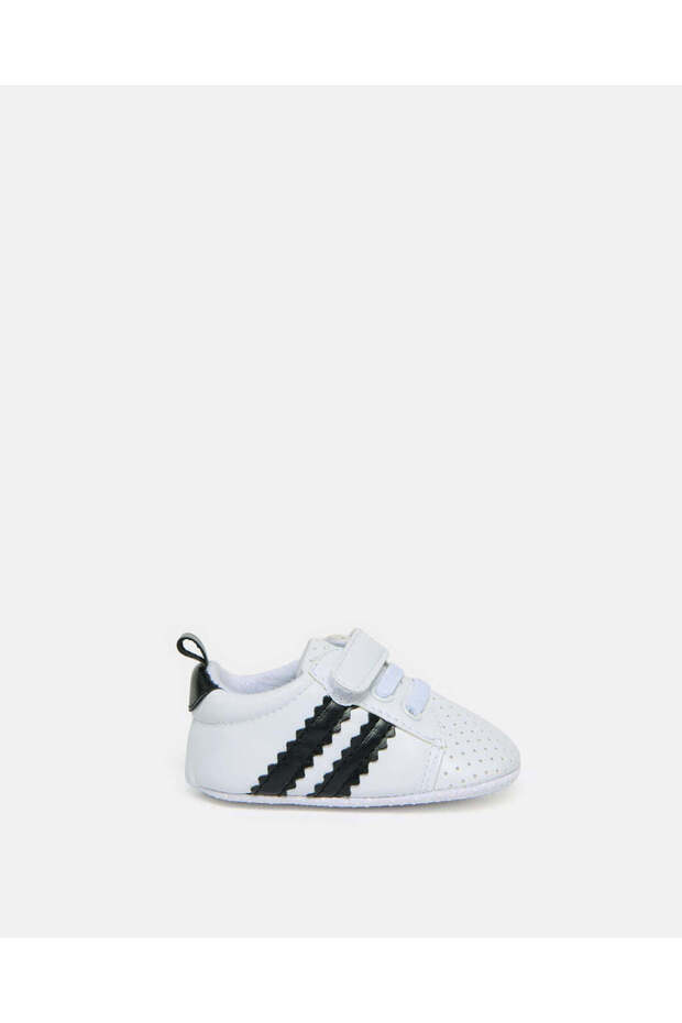 Baby White Striped Pram Shoe