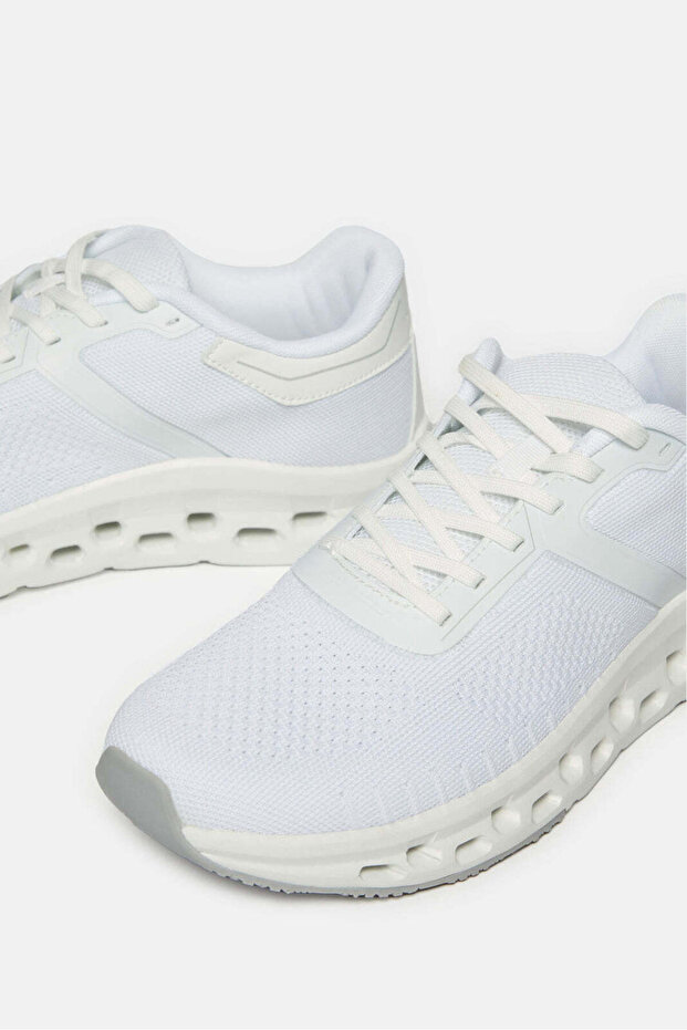 Men White Material Block Trainer - 3
