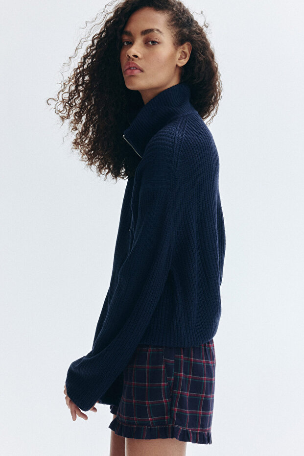 Pamuklu Gabardin Şort - 4