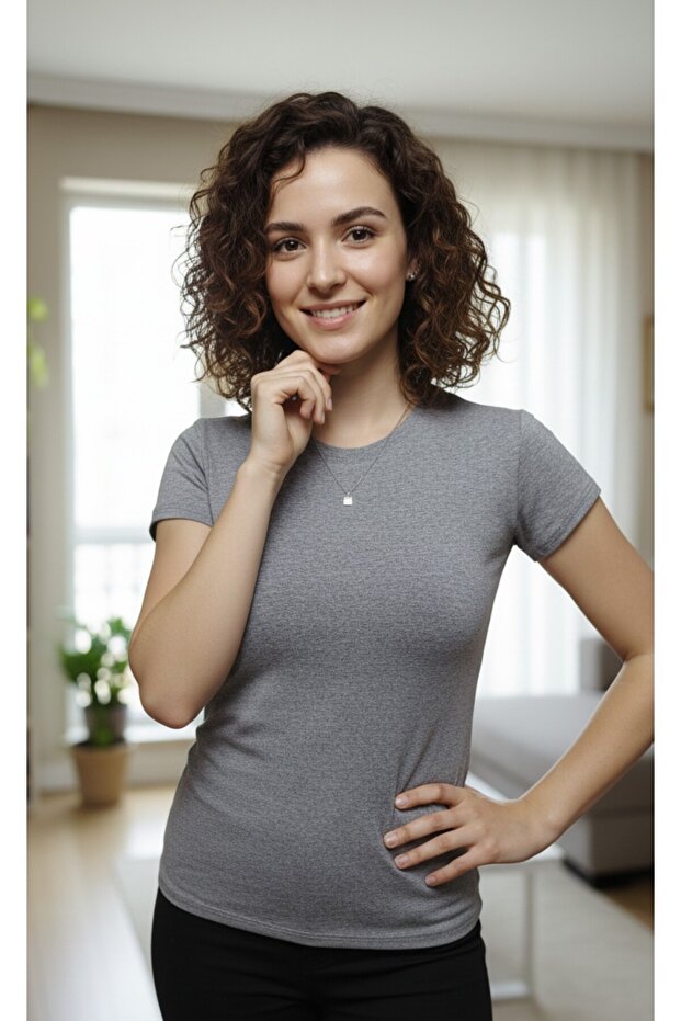 Women's Short Sleeve Circular Neck Gray Color Body