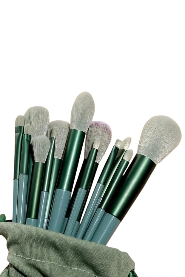 13 Piece Makeup Set - 4