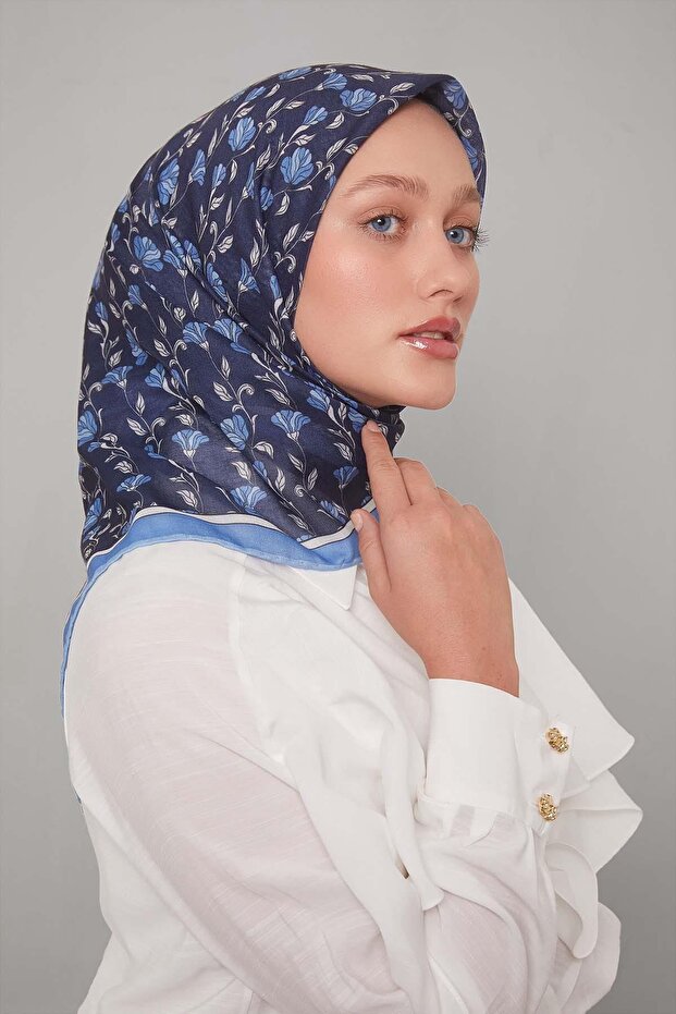 وشاح ناعم بنمط السرخس الأزرق - 2