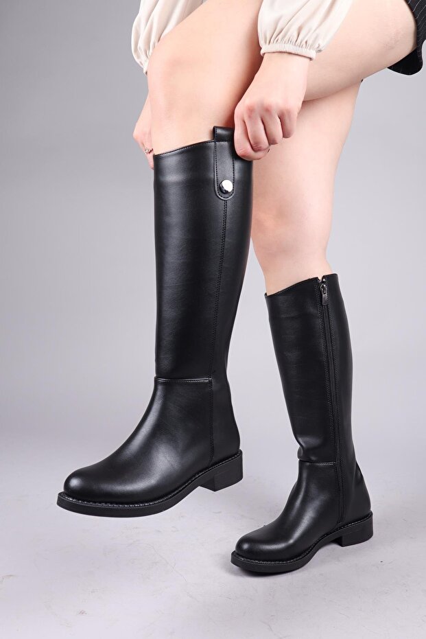 حذاء تيريجا زخرفة بأزرار مسطح باللون الأسود - 1