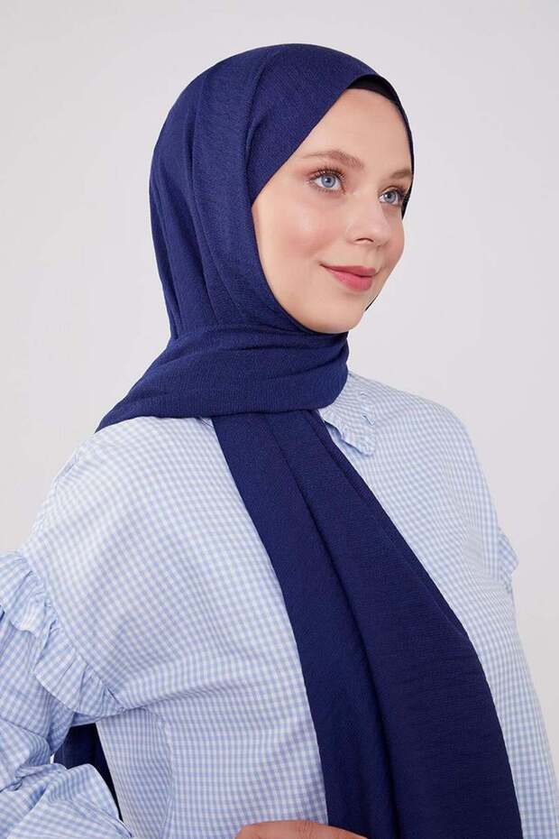 Parlament Mavisi Junset Şal - 4