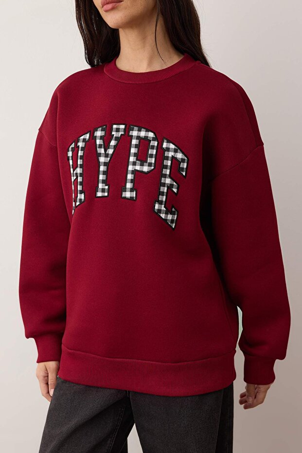 Bordo Ekose Nakışlı Oversize Kalın İçi Polarlı Örme Sweatshirt TWOAW26SW00231 - 3