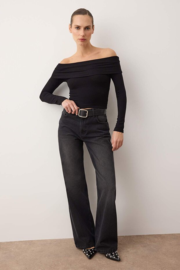 Siyah Carmen Yaka Fitted/Vücuda Oturan Crop Esnek Örme Bluz TWOAW25BZ00008 - 1